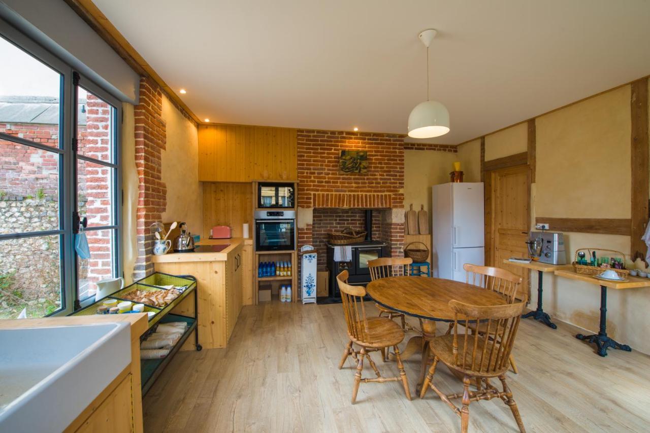 Bed and Breakfast A L'Ecole Buissonniere Honfleur Exterior foto